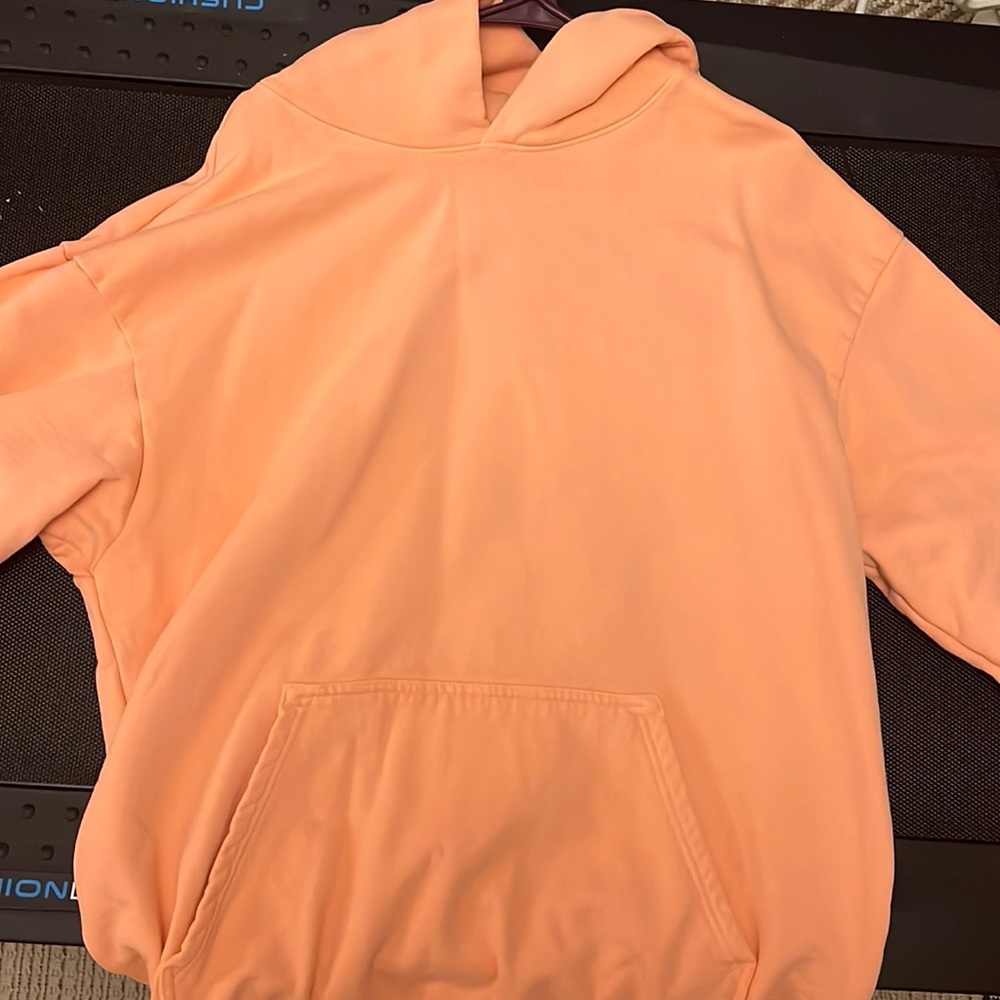 Talentless hoodie in perfect condition